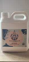 Load image into Gallery viewer, Jones's Eucalyptus Oil